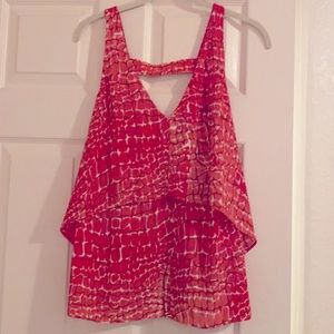 White House Black Market tank